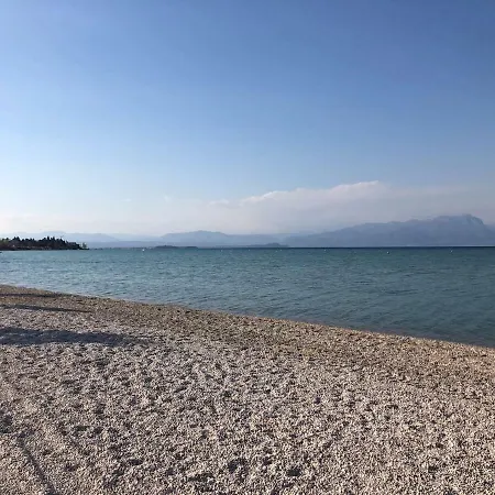Peschiera Beach Apartamento *
